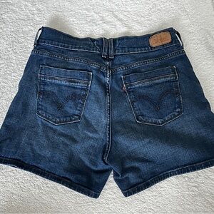 Vintage Levi’s denim shorts